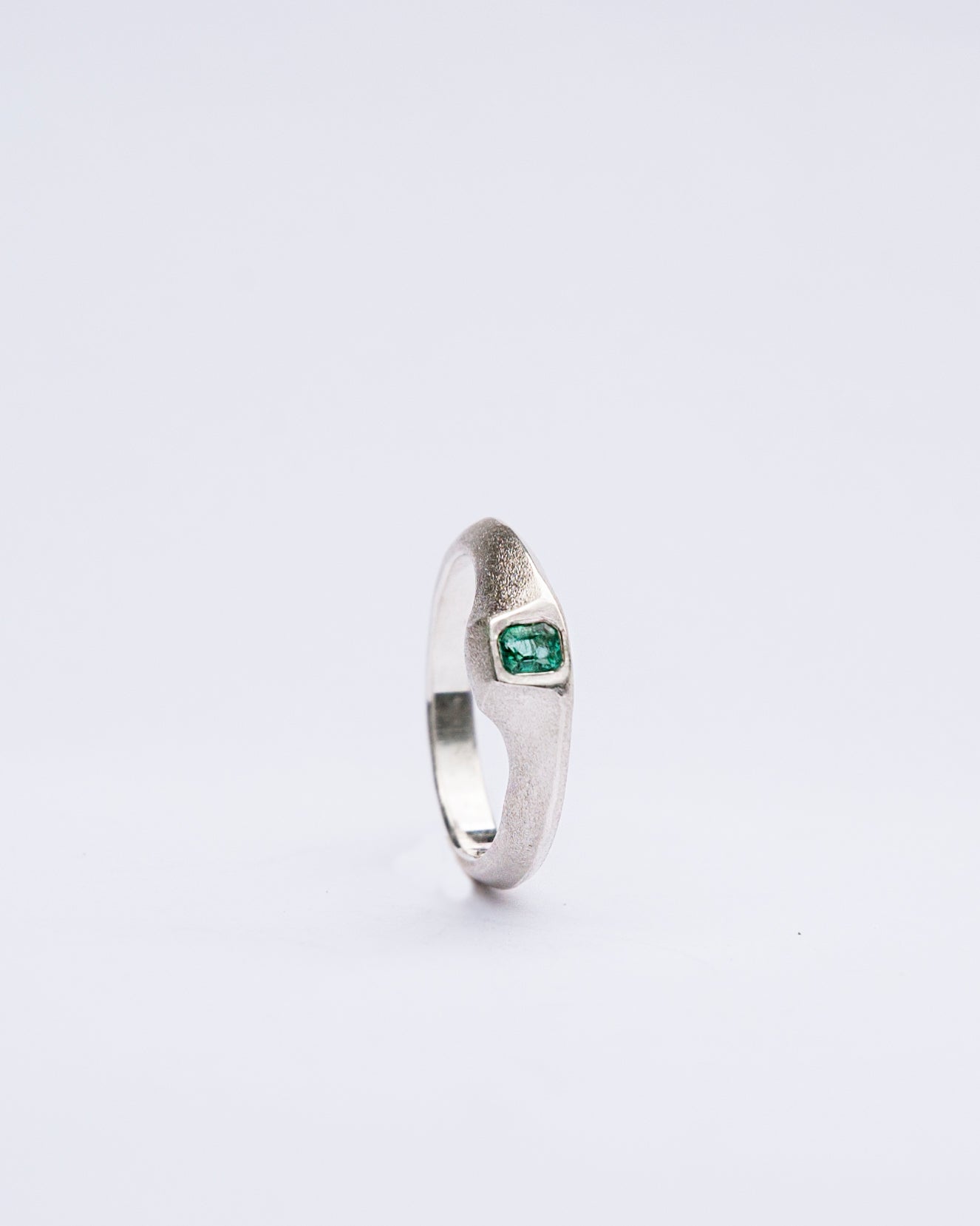 Zambian Emerald silver ring no.1