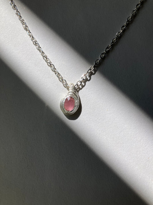 silver PENDANT with rose cut tourmaline/ ROSE SHELL