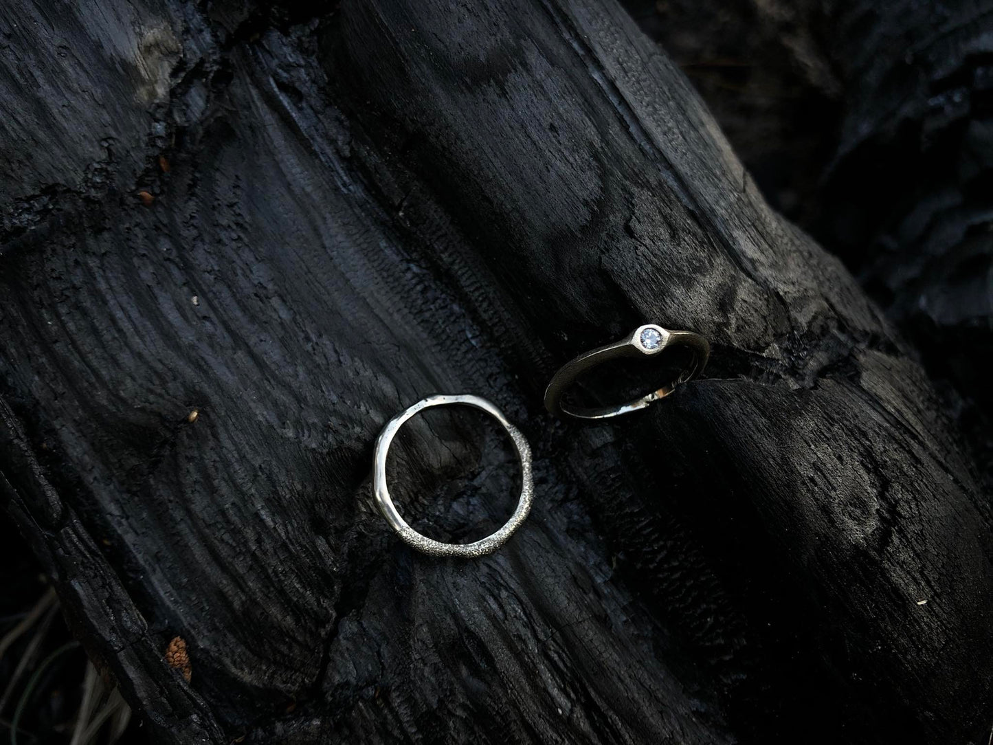 Fairmined gold band / LUNAR WAVE