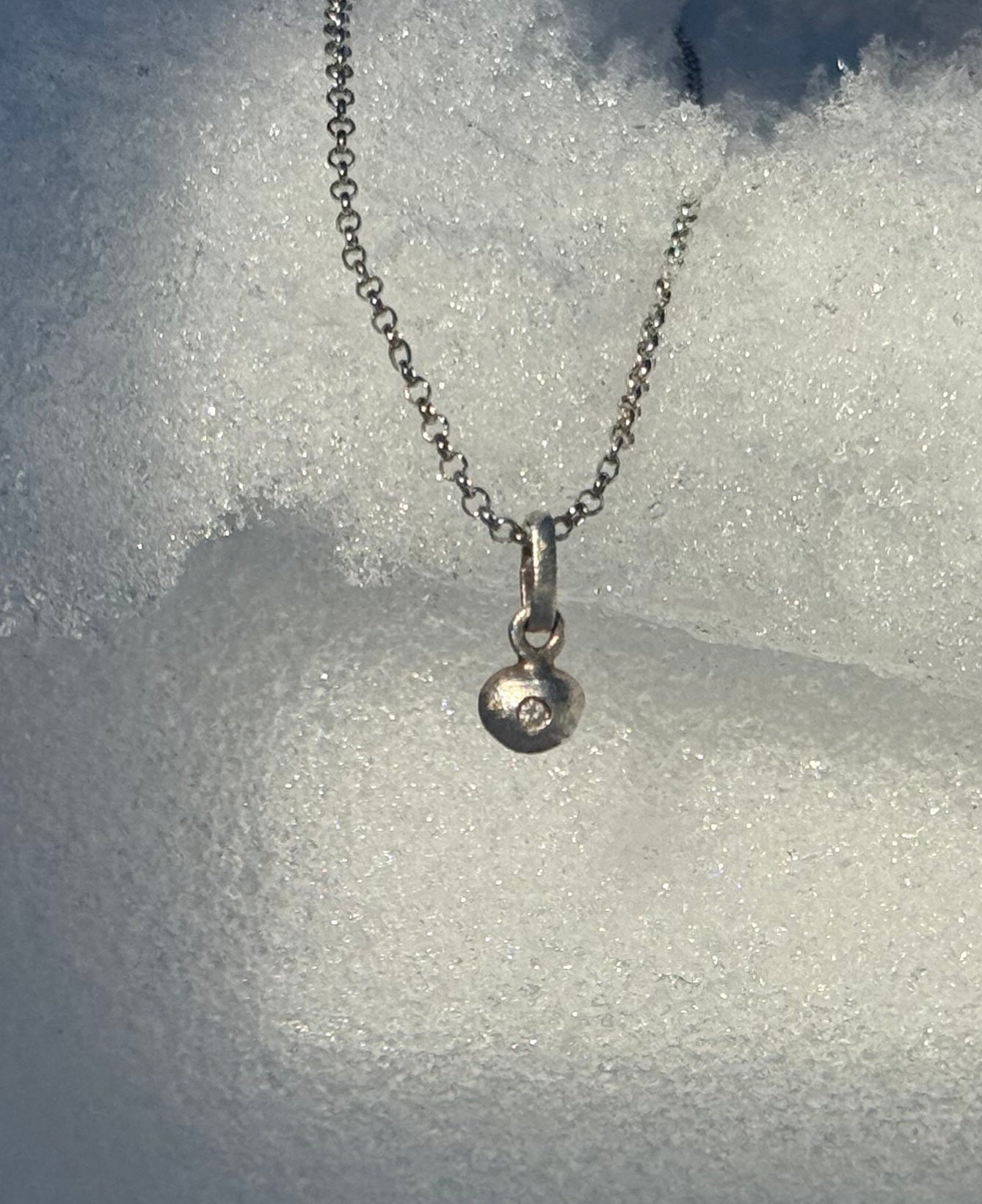 silver PENDANT with diamond / COSMIC BERRIES