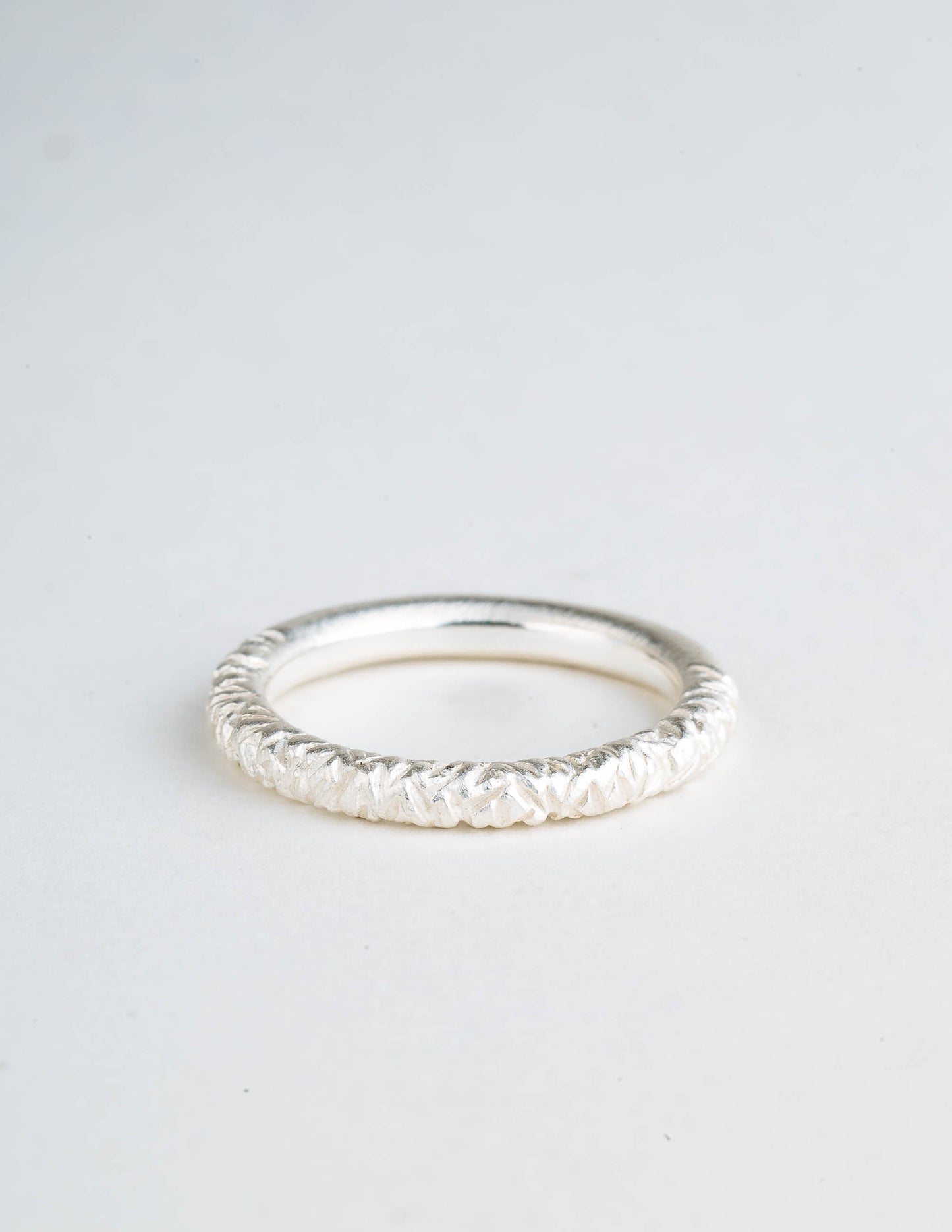 silver band ring / FOREST Light