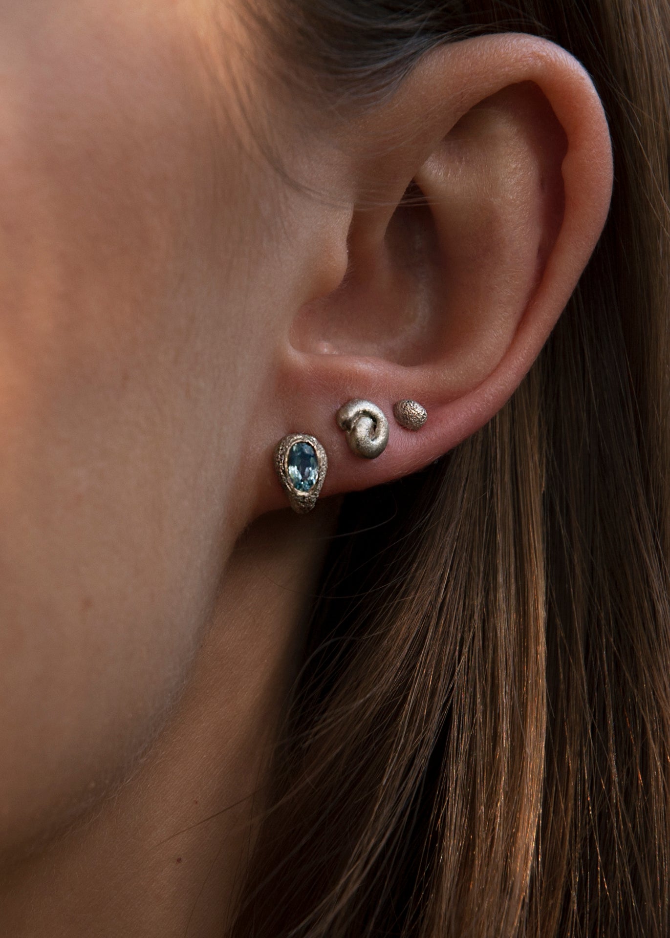 Fairmined gold SINGLE earrings / SNAIL